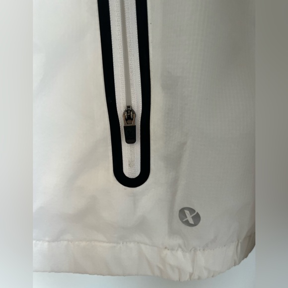 Men’s Windbreaker - Picture 3 of 4